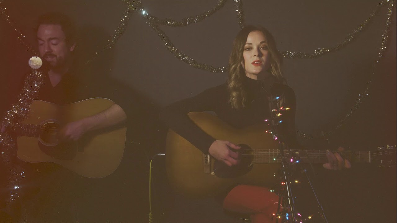 Jillian Jacqueline - Kid At Christmas (Acoustic)