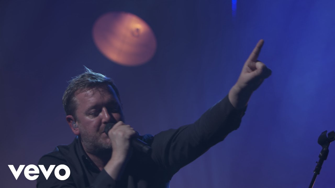 Elbow - Fly Boy Blue / Lunette (Live At iTunes Festival / 2014)