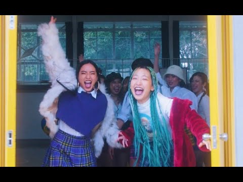 大門弥生 (YAYOI DAIMON) 「NO BRA! feat あっこゴリラ」(Official Music Video)