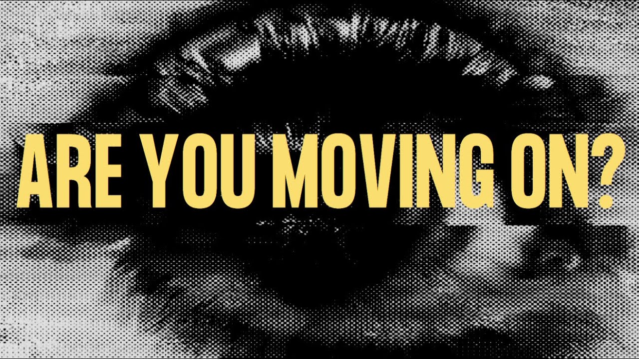 VINILOVERSUS - Are You Moving On? (Video Oficial)