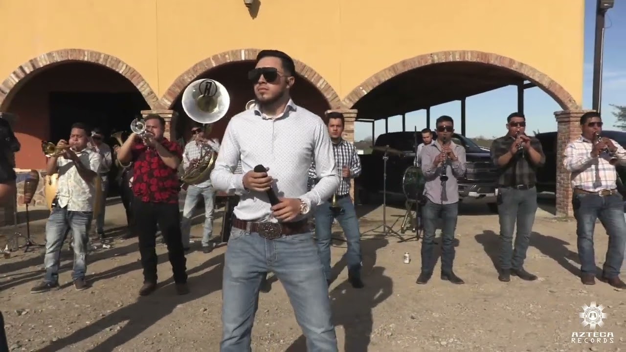 Banda La Recia - Arriba El Roble (En Vivo)