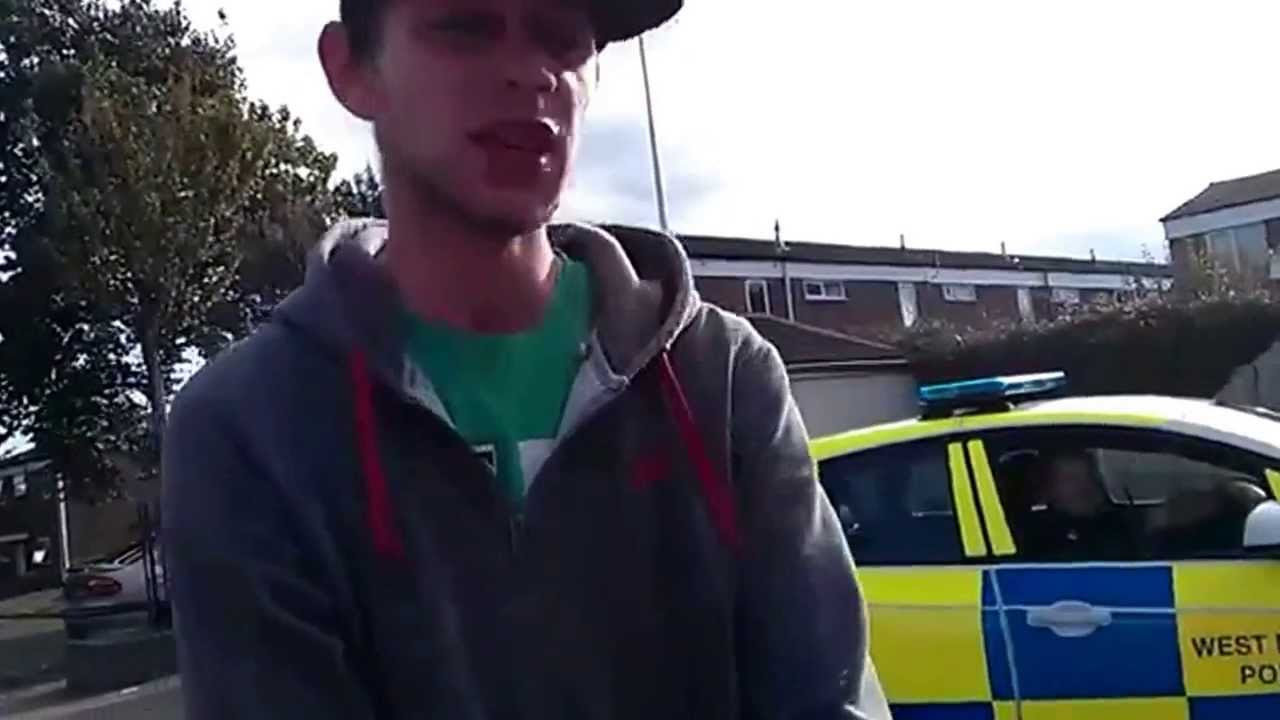 Smithy Boy and L-Dot with the police