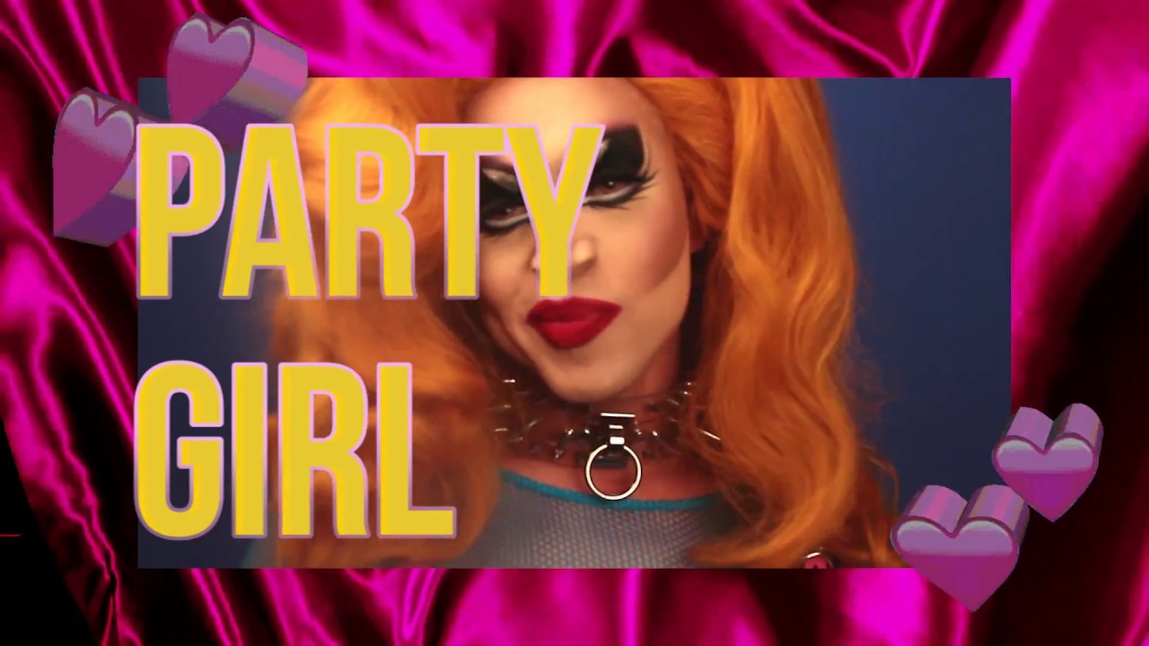 LaMona Divine - Party Girl [Videoclipe Oficial]