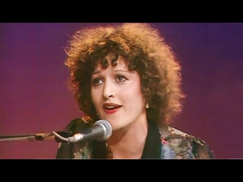 BARBARA DICKSON - ANSWER ME and GOOD DAY SUNSHINE (LIVE - 1976)
