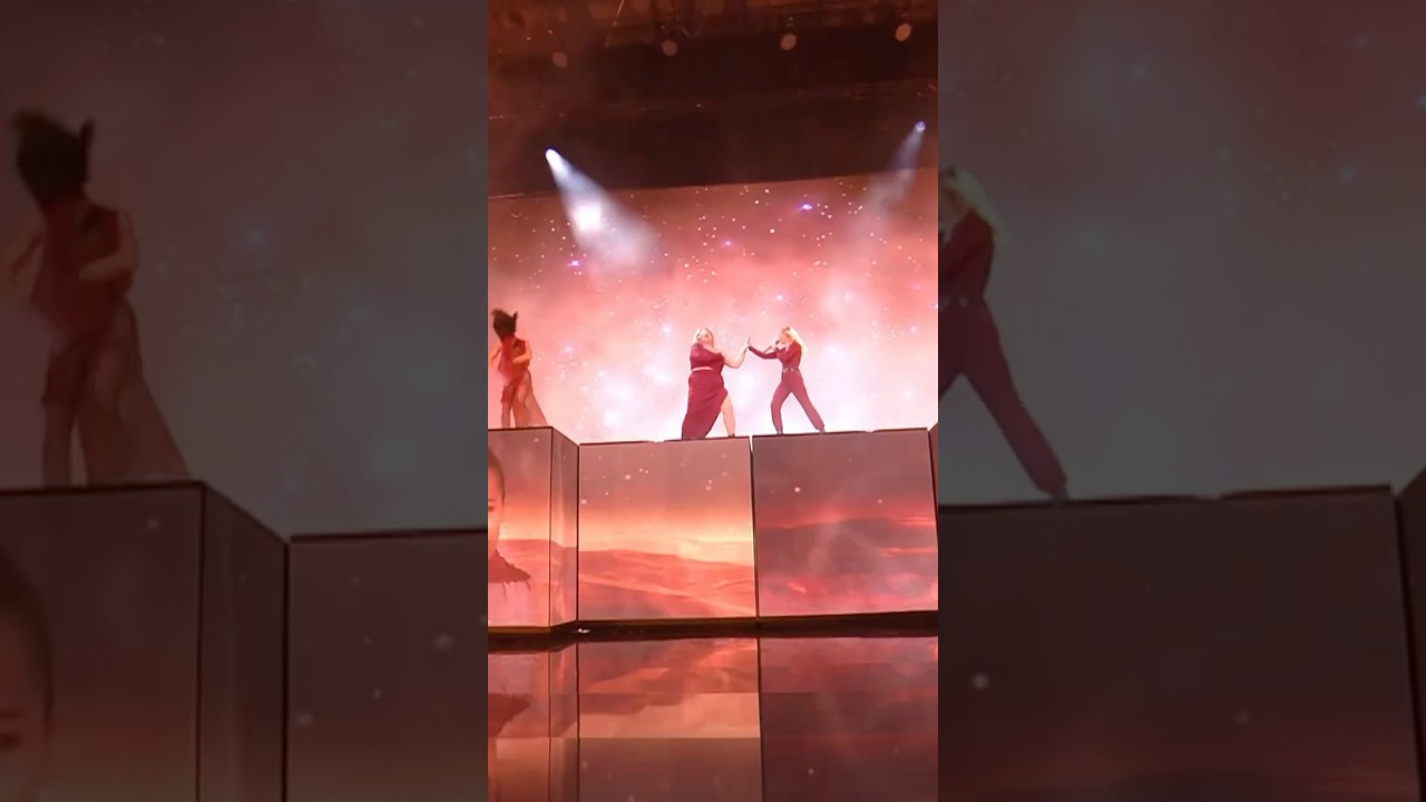 Helene Fischer & Alina singen "Die Erste deiner Art" ✨ #helenefischer #helenefischershow2024