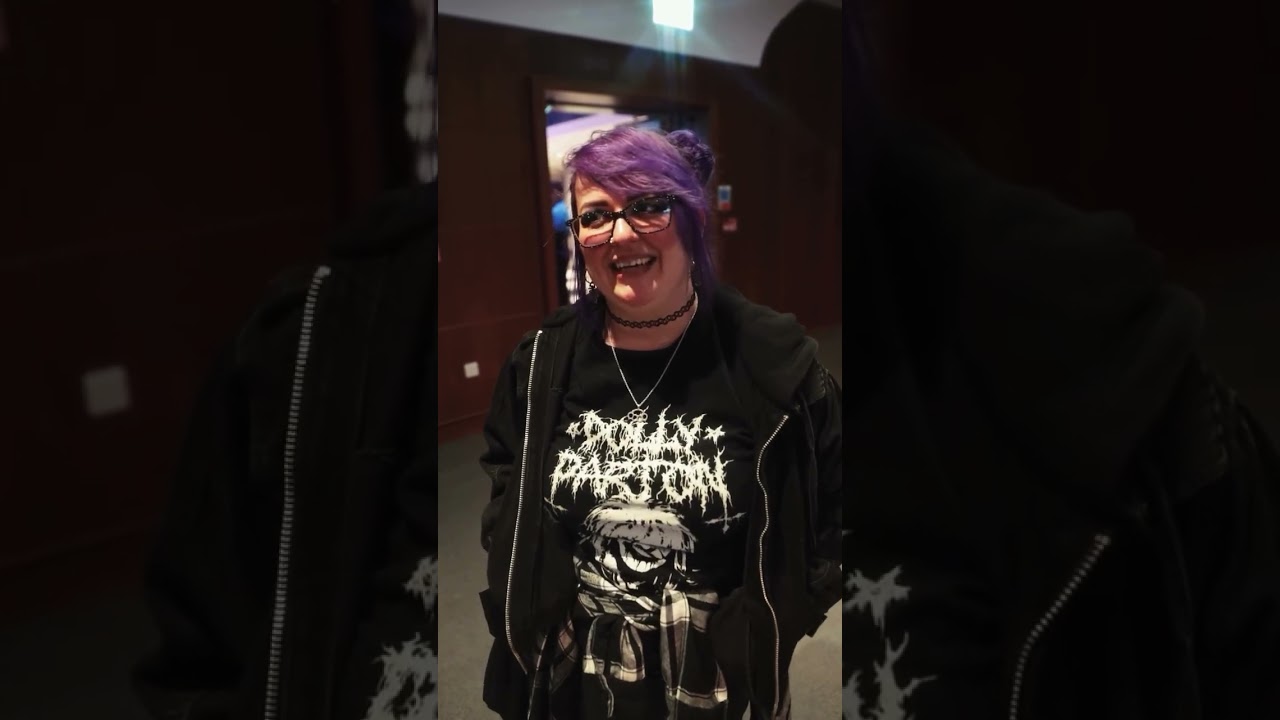John, Stephie & Ray go exploring to meet the fans in Wolverhampton