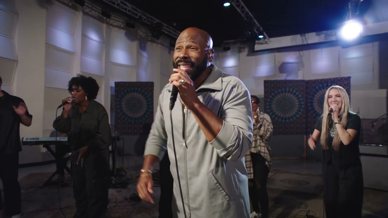 Raise A Hallelujah (The Live Sessions)