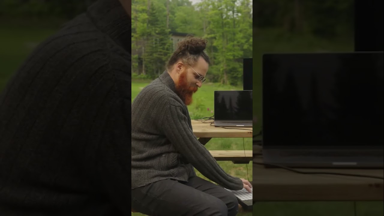 White Lotus composer reveals his secrets 👀