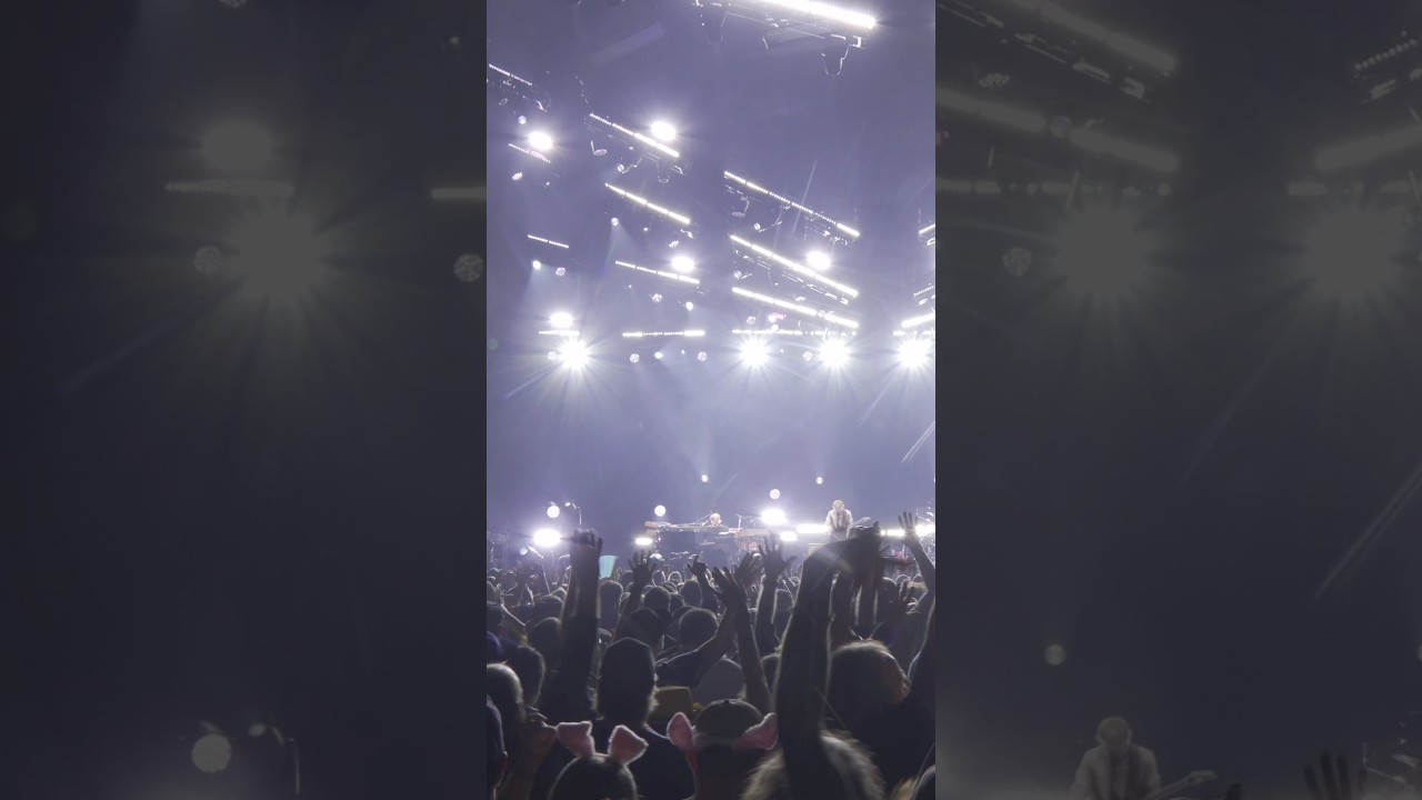 You’re Already There ✨ "Sigma Oasis" from Phish's 4/20/2025 show at Moda Center in Portland, OR.